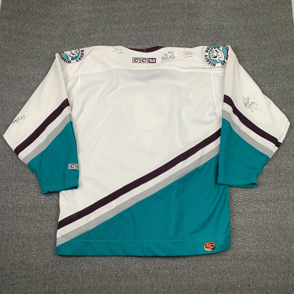 Vintage CCM Anaheim Ducks Jersey Mens Large White NHL Hockey Autographed 90s - Picture 5 of 9
